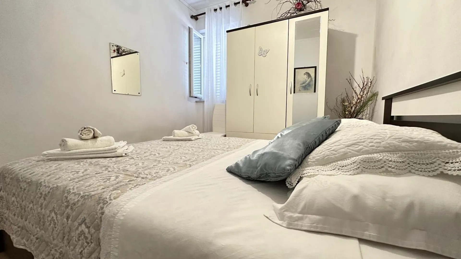 Apartments By The Sea Sali, Dugi Otok - 12757 0*, Sali